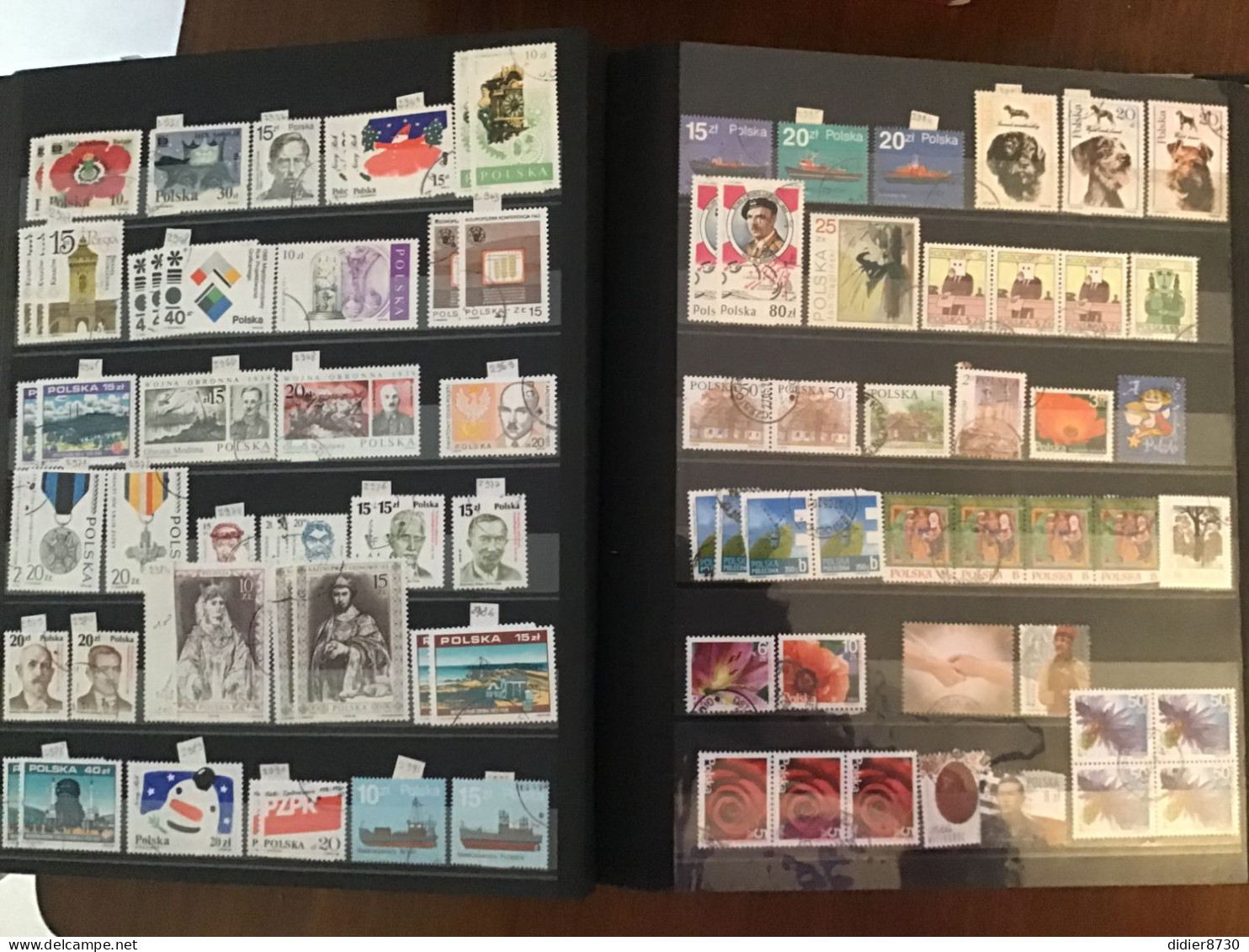 COLLECTION  +1250 TIMBRES et BLOCS OBLITERES POLOGNE