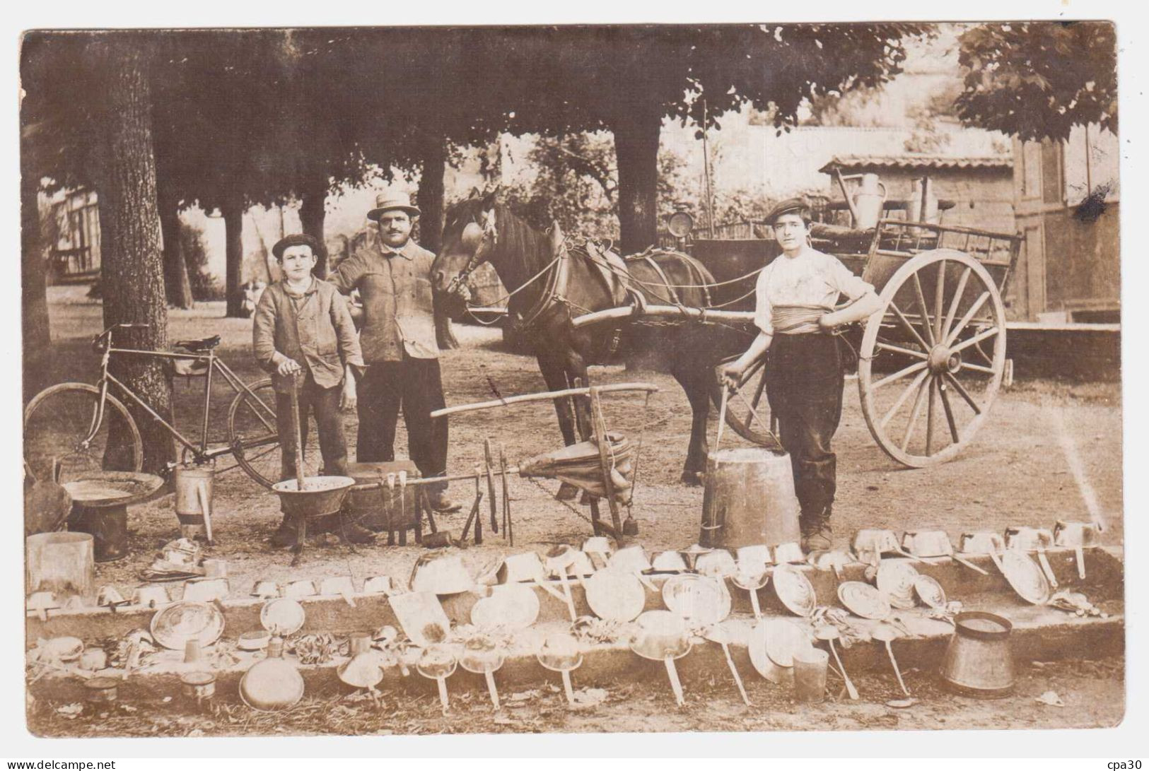 CPA TARN.ALBAN PLACE DES TILLEULS.LE RETAMEUR.CARTE PHOTO - Alban