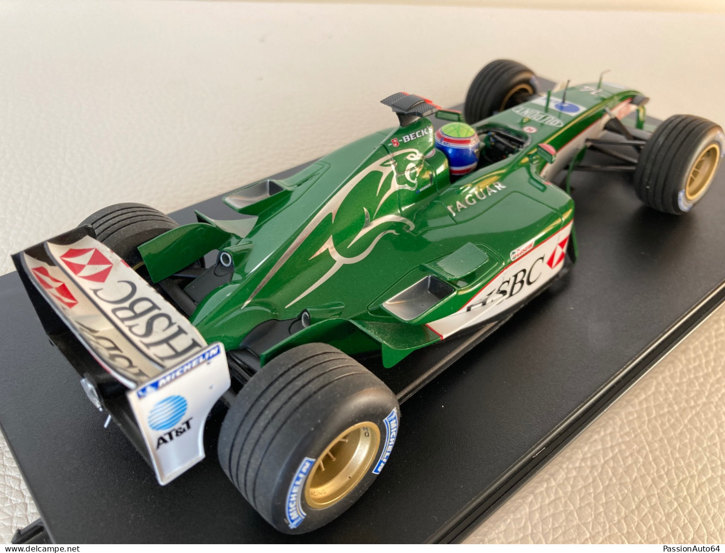 1/18 Minichamps Jaguar Racing R4 M. Webber F1 2003 no Hot Wheels Elite Exoto BBR GP Replicas