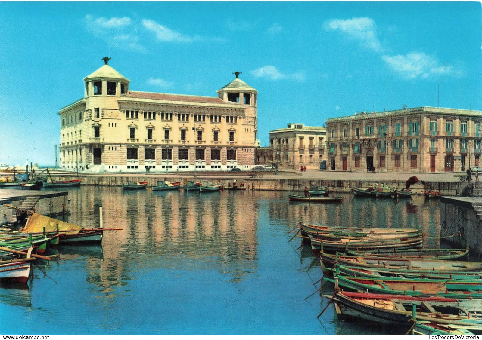 ITALIE - Siracusa - Le Petit Port Et Le Palais Des Postes - Carte Postale - Siracusa