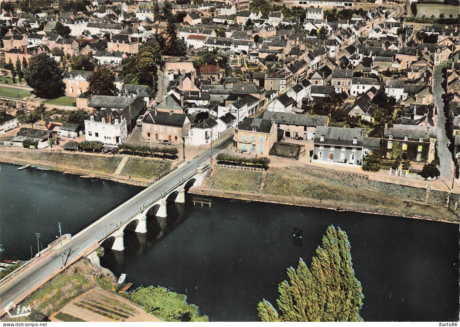 Châteauneuf Sur Sarthe * Vue Générale Aérienne Sur La Commune - Chateauneuf Sur Sarthe