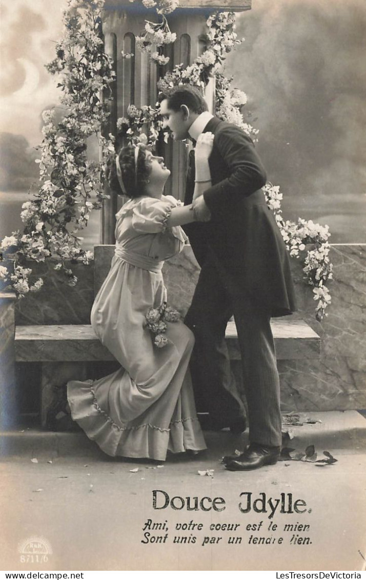 COUPLE - Douce Idylle - Amis, Votre Coeur Est Le Mien  - Carte Postale Ancienne - Koppels