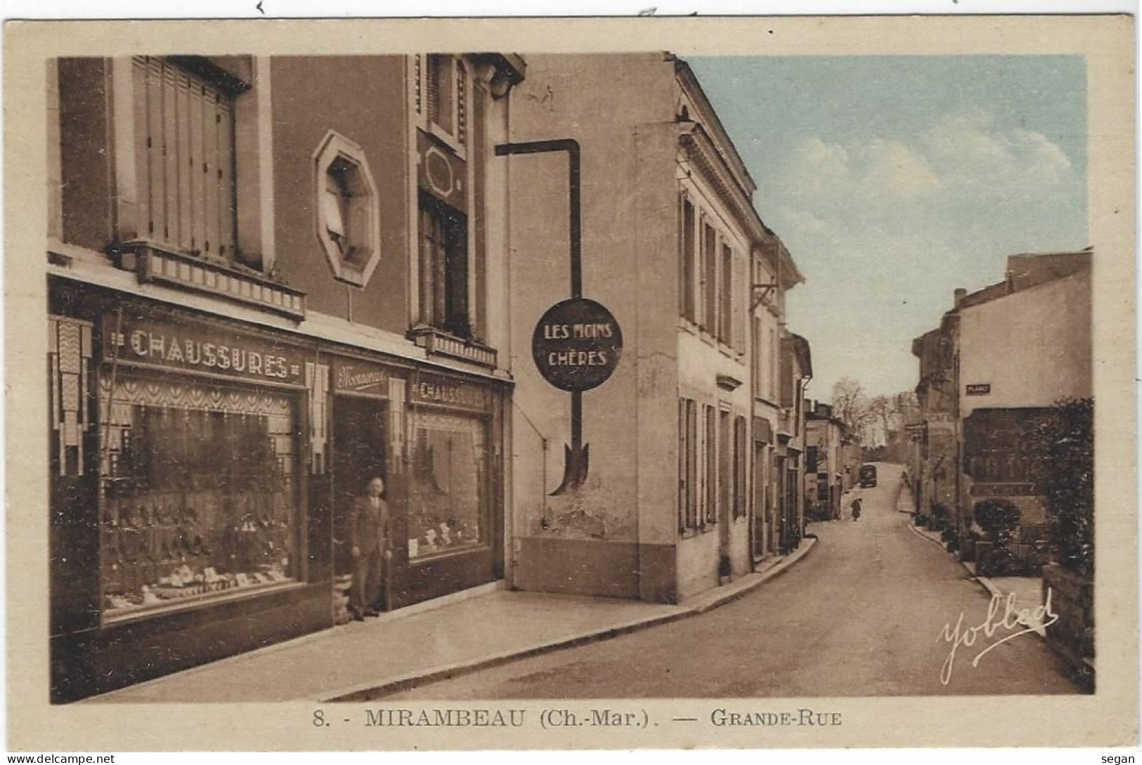 MIRAMBEAU  LA  GRANDE RUE - Mirambeau