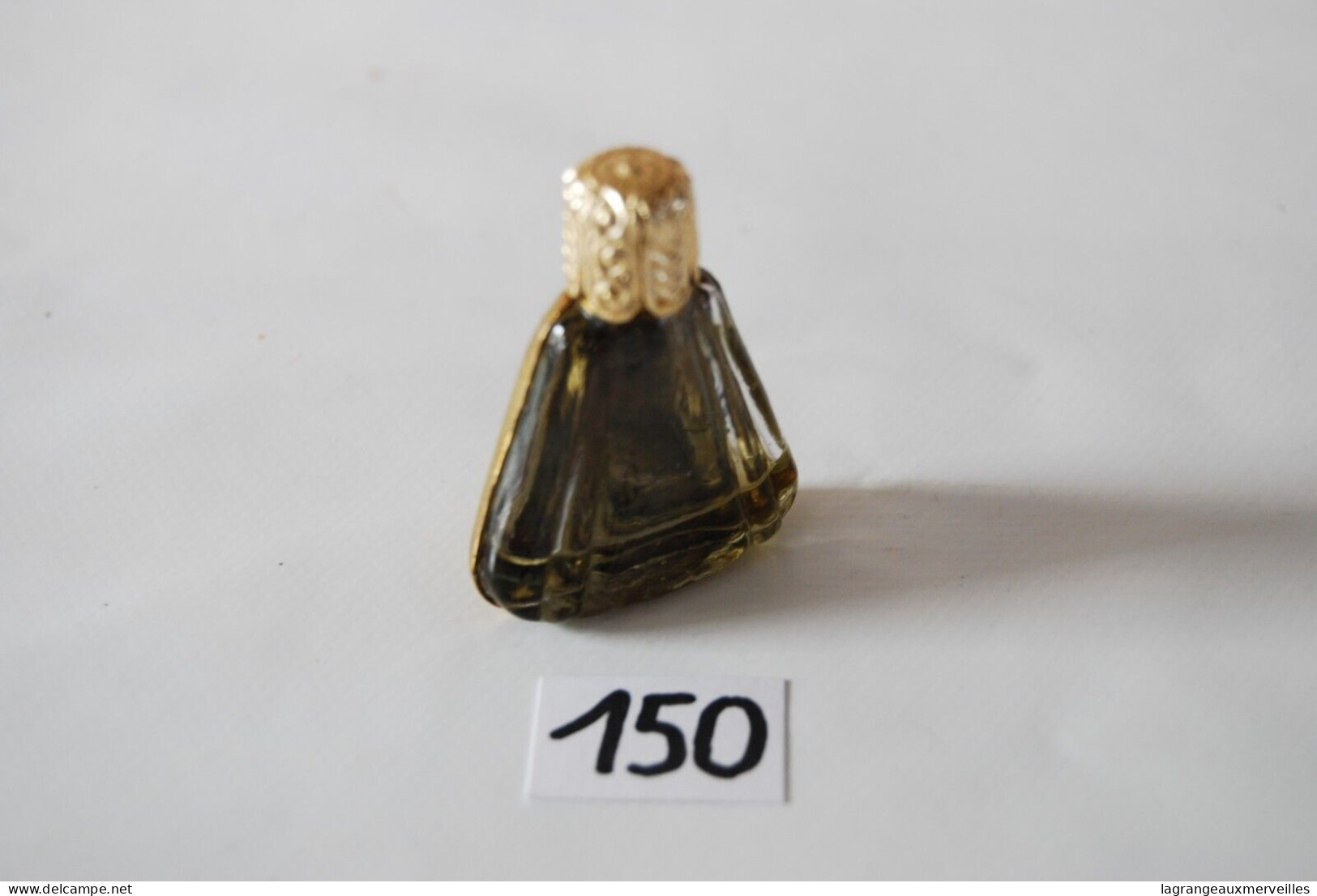 C150 Ancienne Fiole De Collection - Parfum - Noblesse - Flakons (leer)