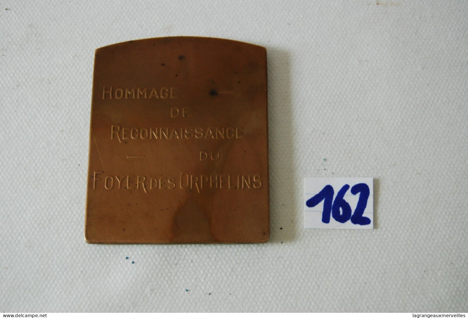 C162 Médaille Bronze - P Theunis 1883 - 1950 - Foyer Des Orphelins - H 7,5cm - Professionali / Di Società