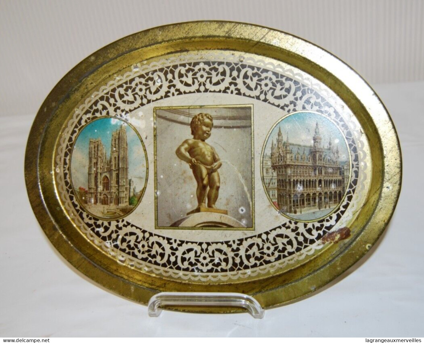 C268 Plateau Souvenir De La Ville De Bruxelles - Mannenpis - Métal - Oggetti 'Ricordo Di'