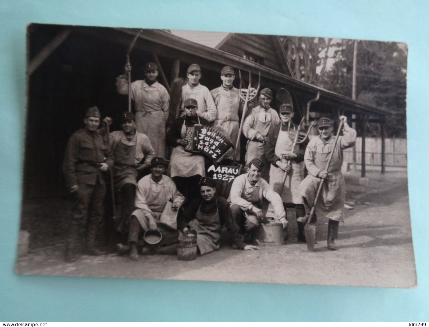 Suisse - Aarau -  Carte Photo -  Beau Plan De Militaires - Militaria - - Aarau