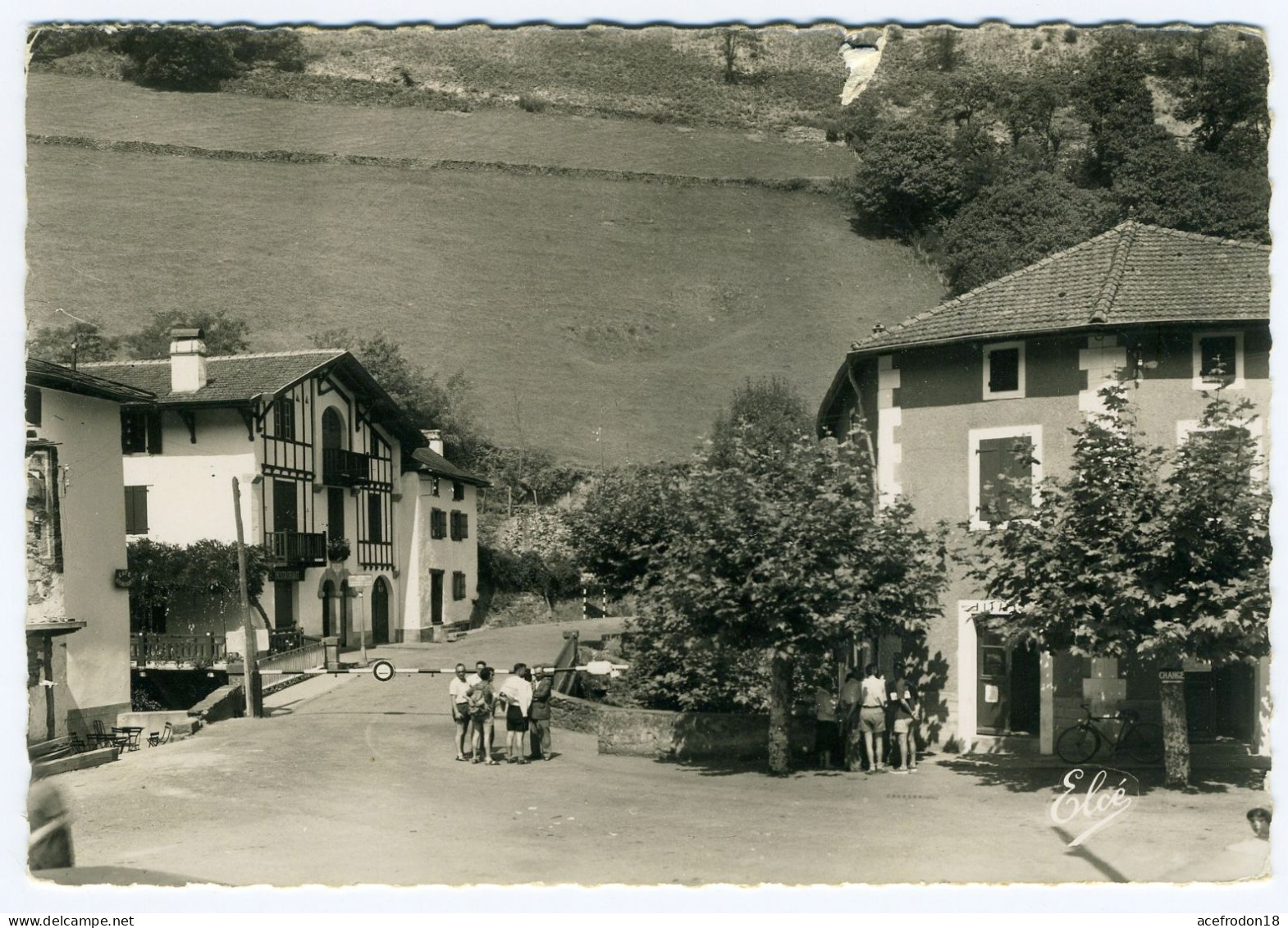 64 - Arnéguy - Le Poste Frontière Franco-Espagnol - Arnéguy