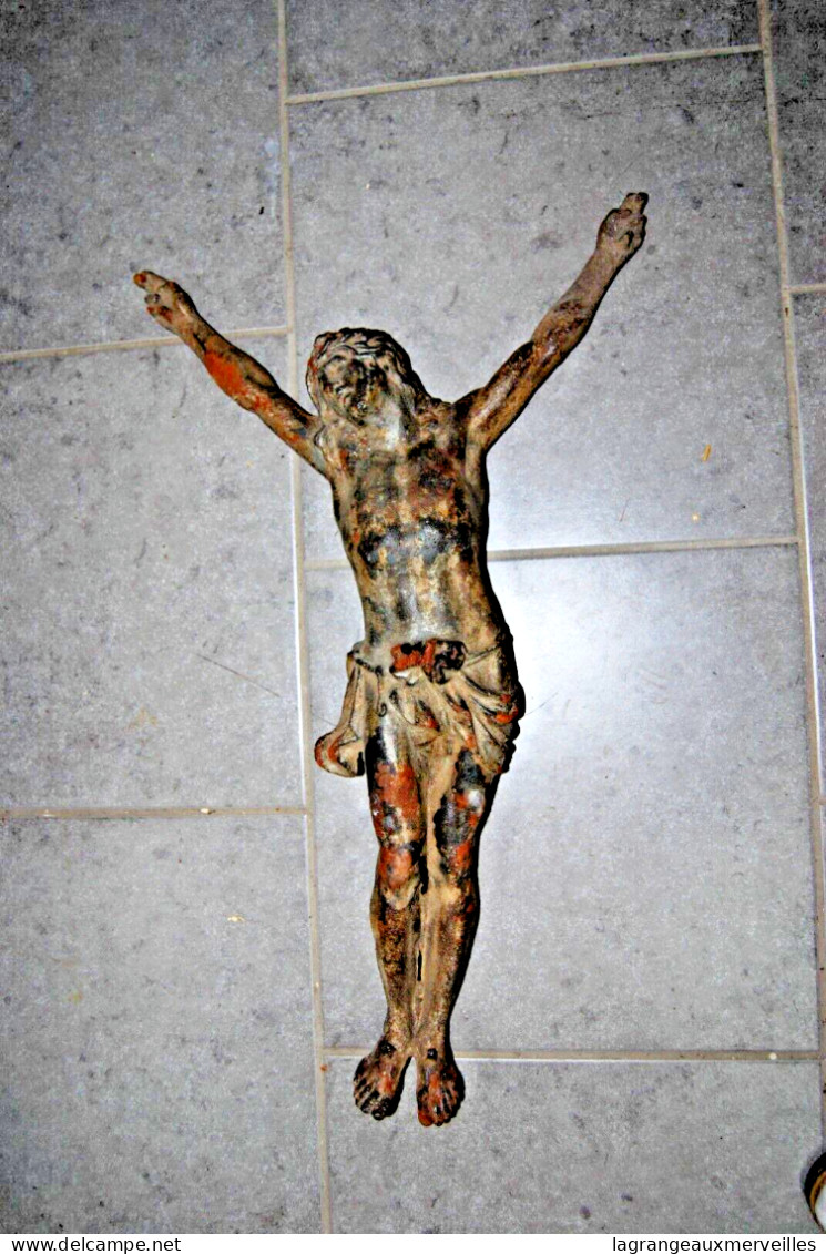 E2 Objet religieux - Christ sur la croix - Church - pièce exceptionnel crucifix - très lourd