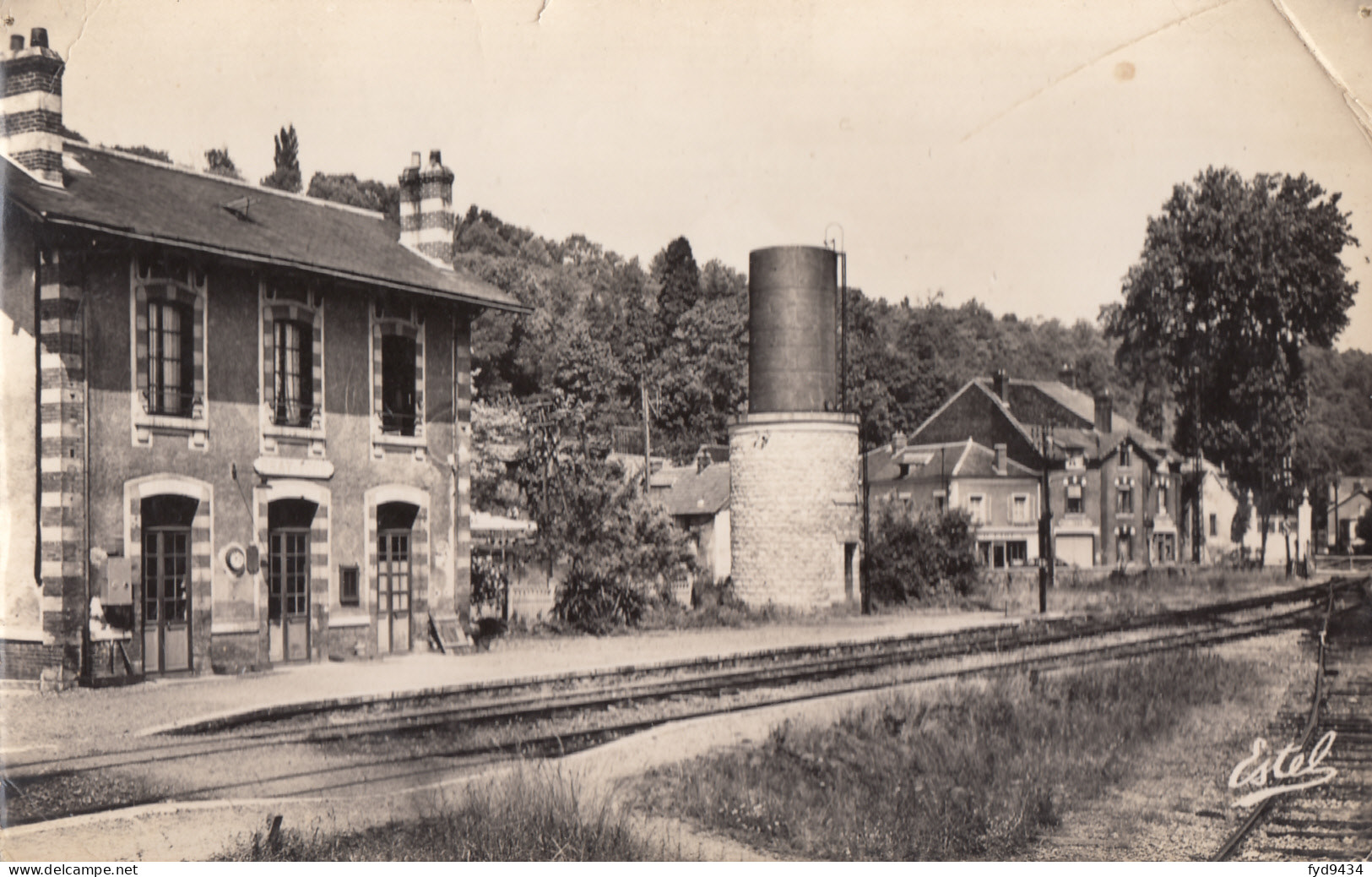 CPA - Bray Lu - La Gare Et L'Hôtel Du Chemin De Fer - Bray-et-Lû