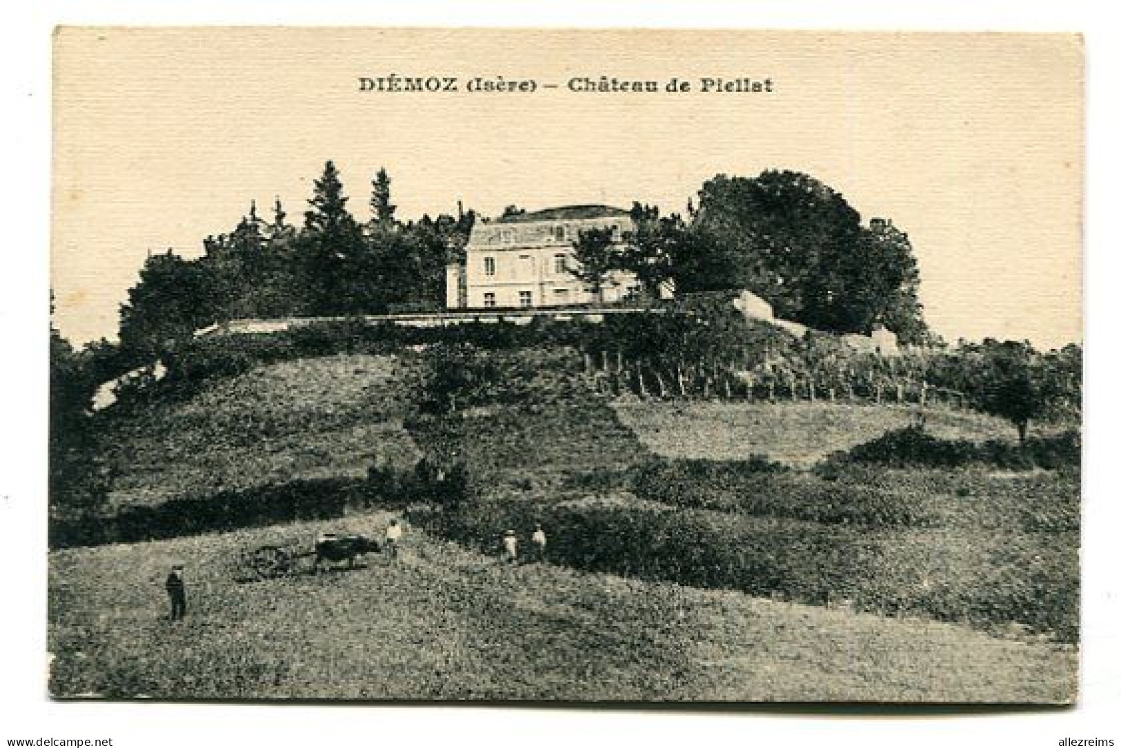 CPA  38 : DIEMOZ  Château De Piellat   A   VOIR  !!!! - Diémoz