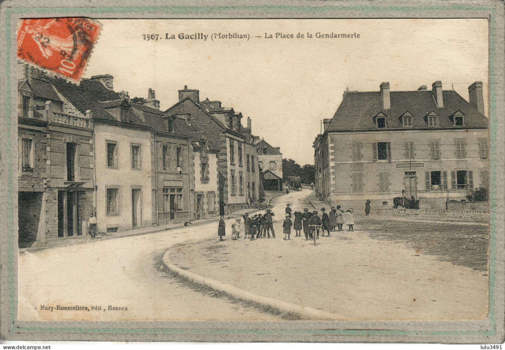 CPA (56) La GACILLY - Aspect De La Gendarmerie De La Place En 1911 - La Gacilly