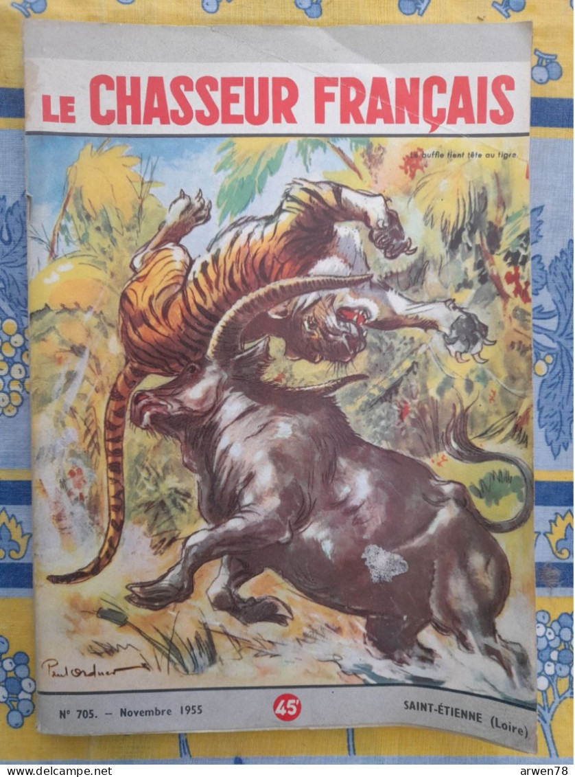 LE CHASSEUR FRANCAIS Novembre 1955 Le Buffle Tient Tete Au Tigre PAUL ORDNER - Fischen + Jagen