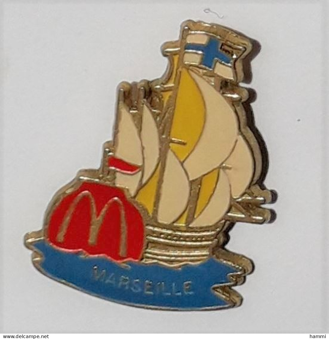 HH160 Pin's Mac Do Mac Donald's MARSEILLE Bateau Voile Voilier Achat Immédiat - McDonald's