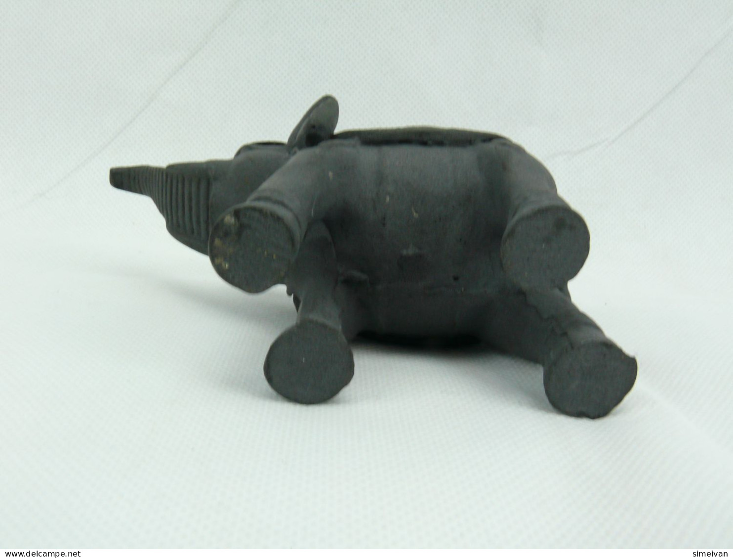 Beautiful Elephant Figurine Decorative Colectible #2217