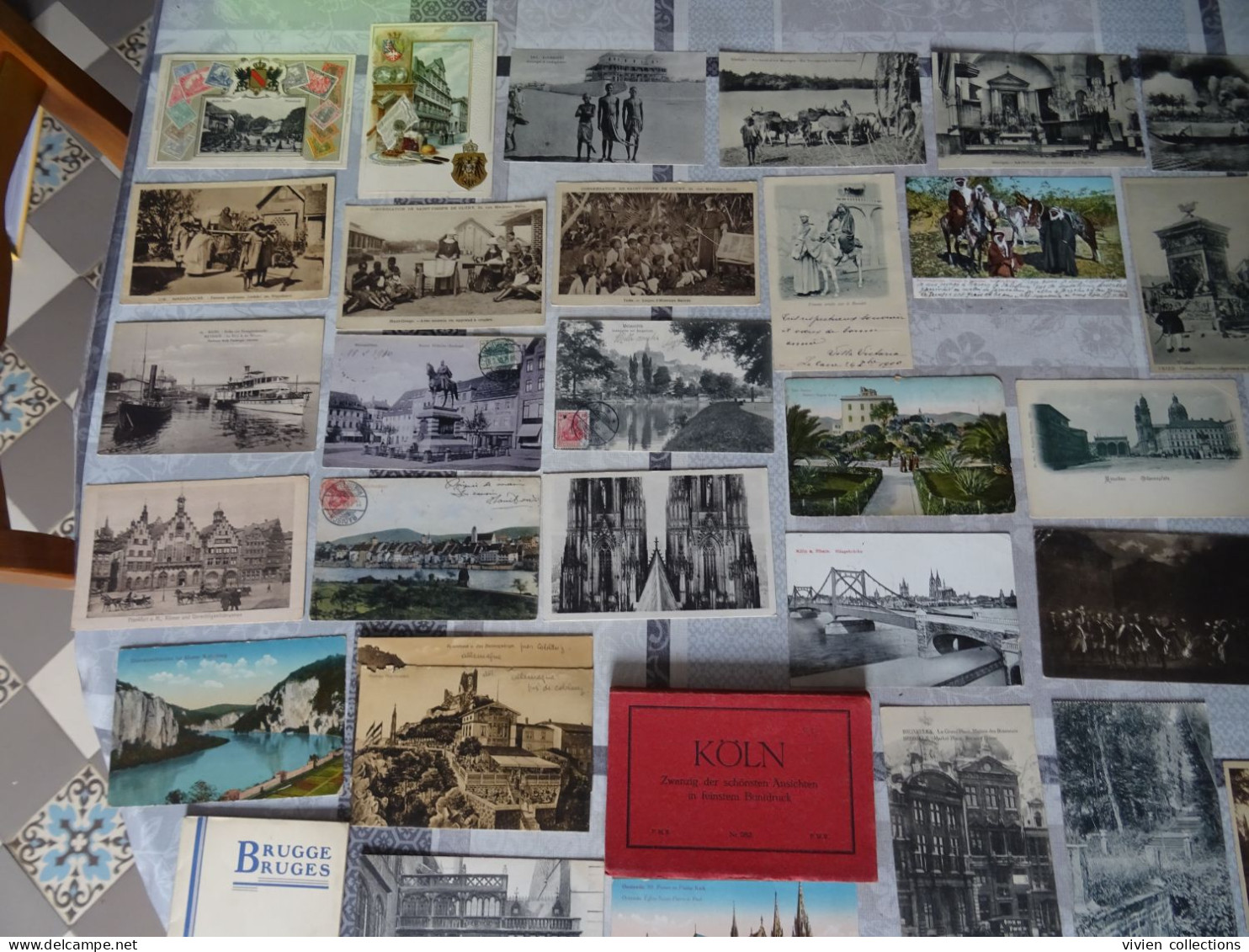 2 Grandes Boites De Cartes Postales Anciennes France Et étranger - 500 Postcards Min.