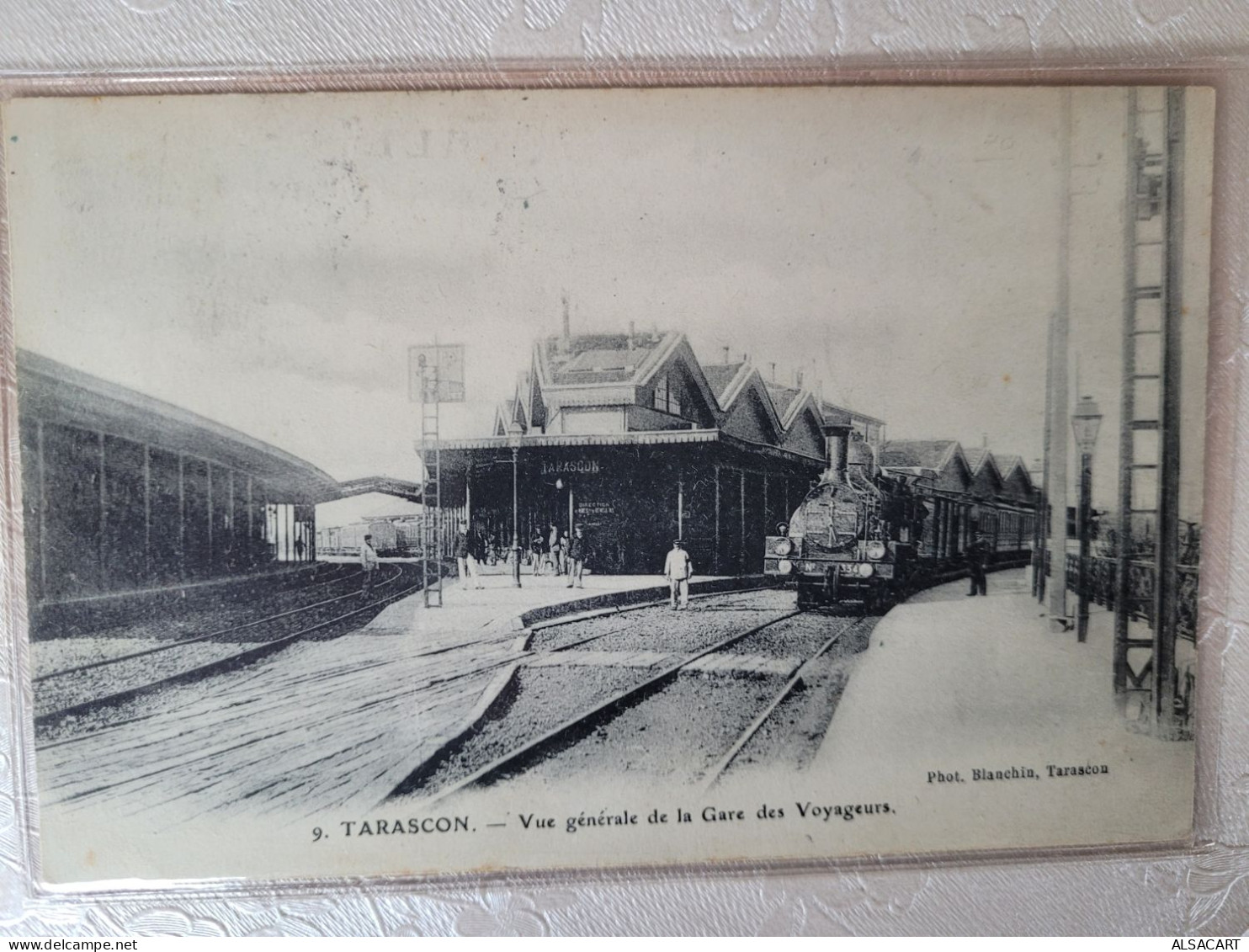 Tarascon , La Gare Et Le Train - Tarascon