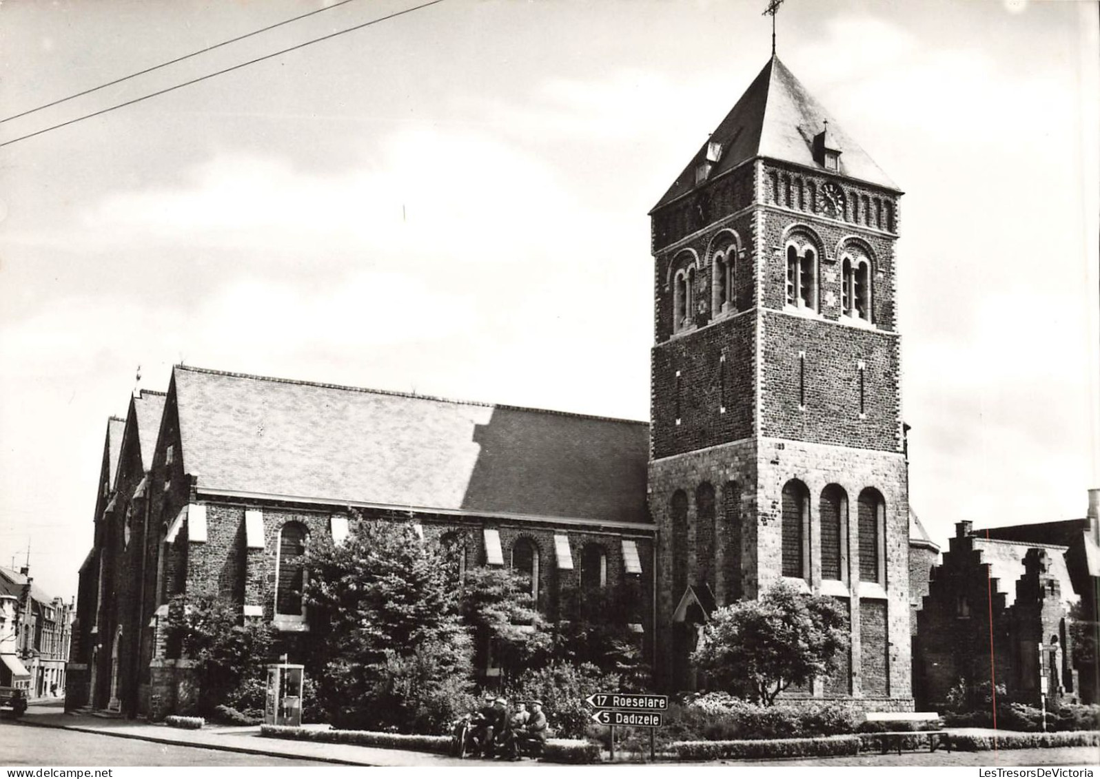 BELGIQUE - Wervik - Geluwe - Vue Sur L'église - Carte Postale Ancienne - Wervik