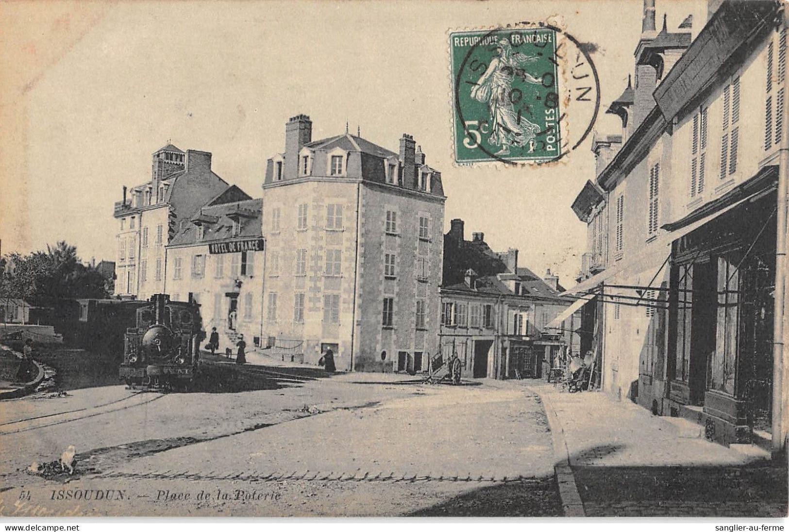 CPA 36 ISSOUDUN / PLACE DE LA POTERIE - Issoudun