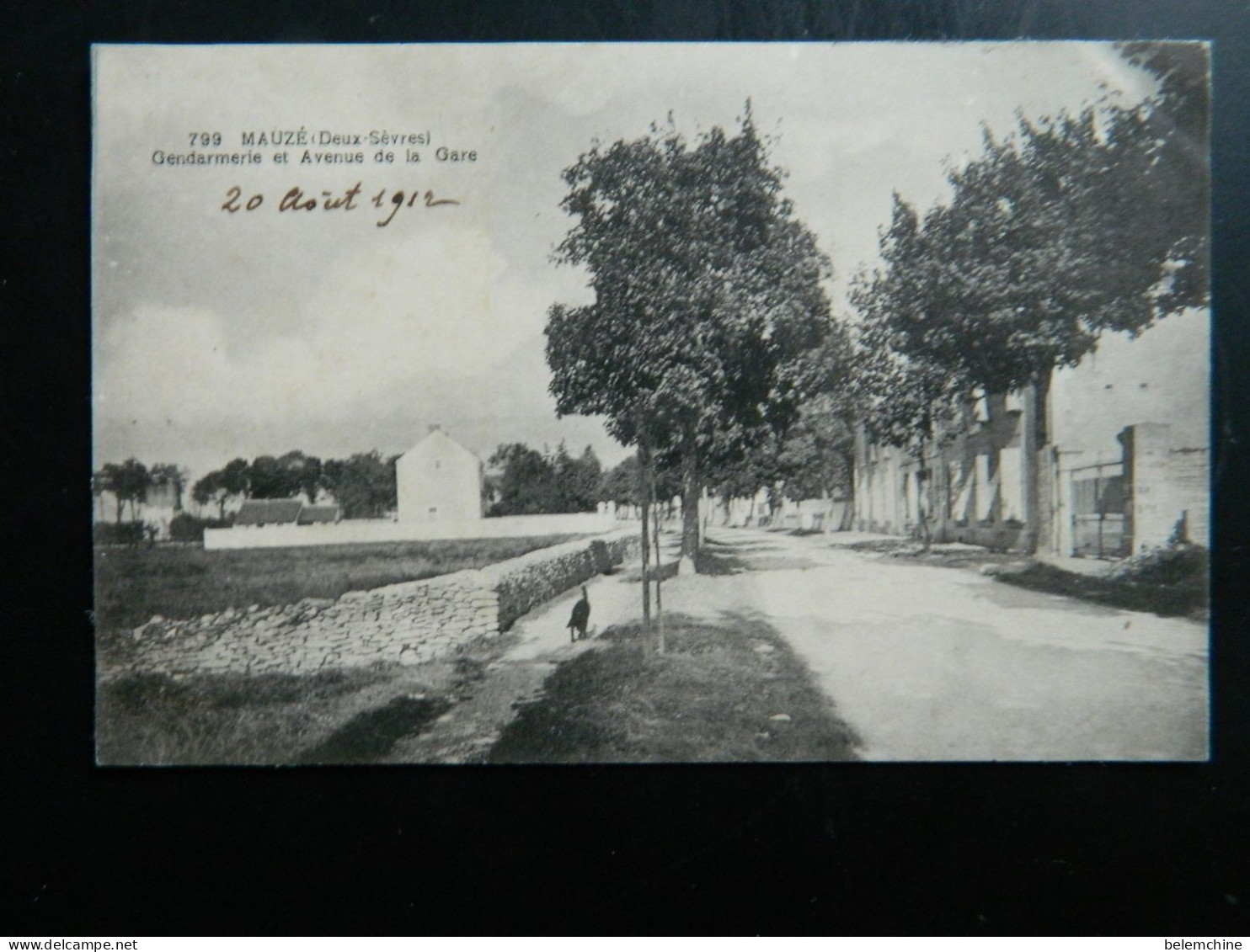 MAUZE                         GENDARMERIE ET AVENUE DE LA GARE - Mauze Sur Le Mignon