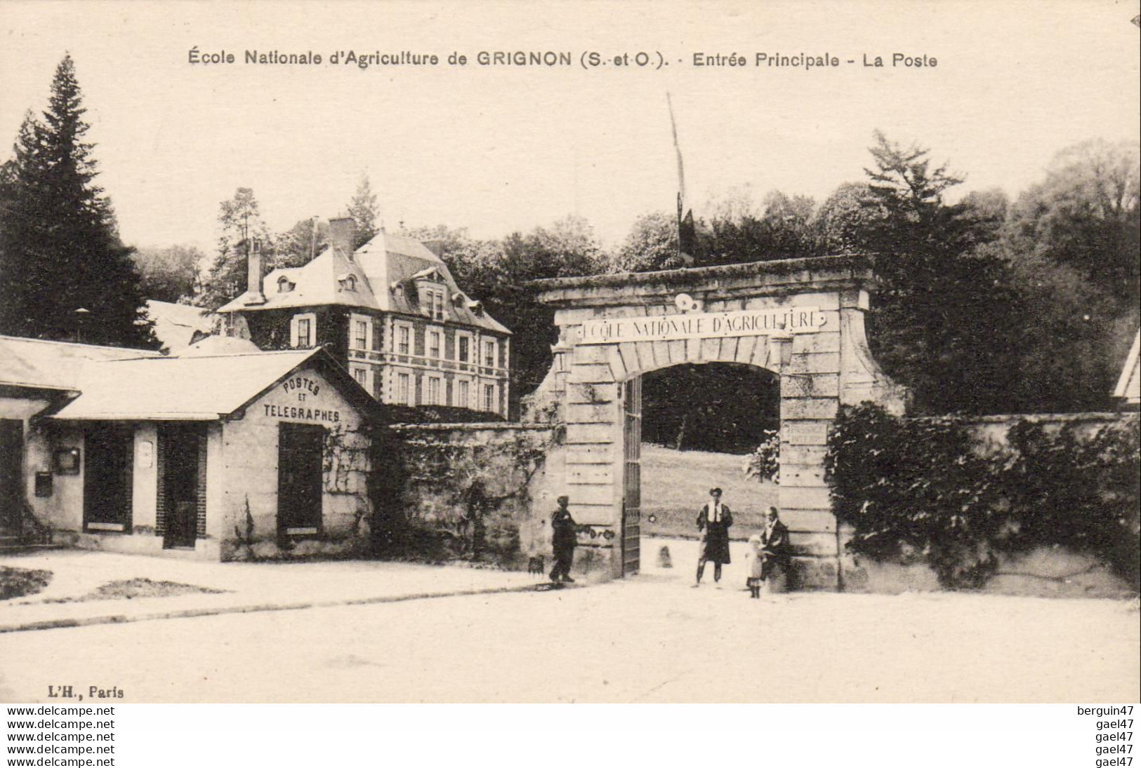 D78  GRIGNON  Ecole Nationale D'Agriculture - Entrée Principale- La Poste .............( Ref D722 - Grignon