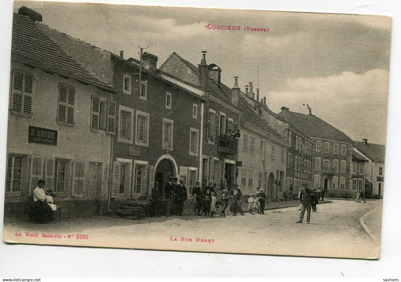 88 CORCIEUX La Rue Henry Attroupement Devant CAFE Et Restaurant André  écrite En 1917  D05 2022 - Corcieux