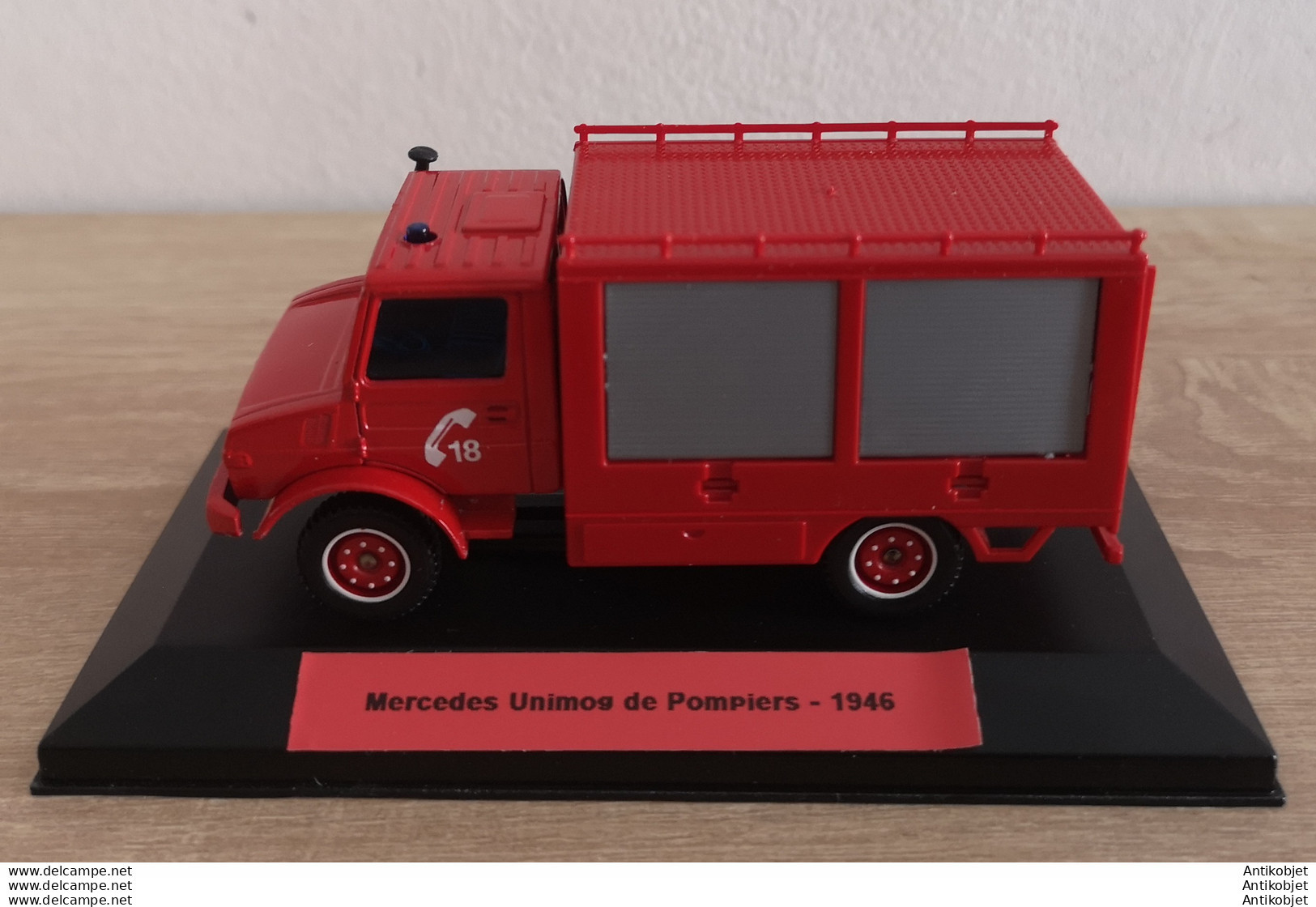 Mercedes Benz Unimog De Pompiers 1946 - Norev