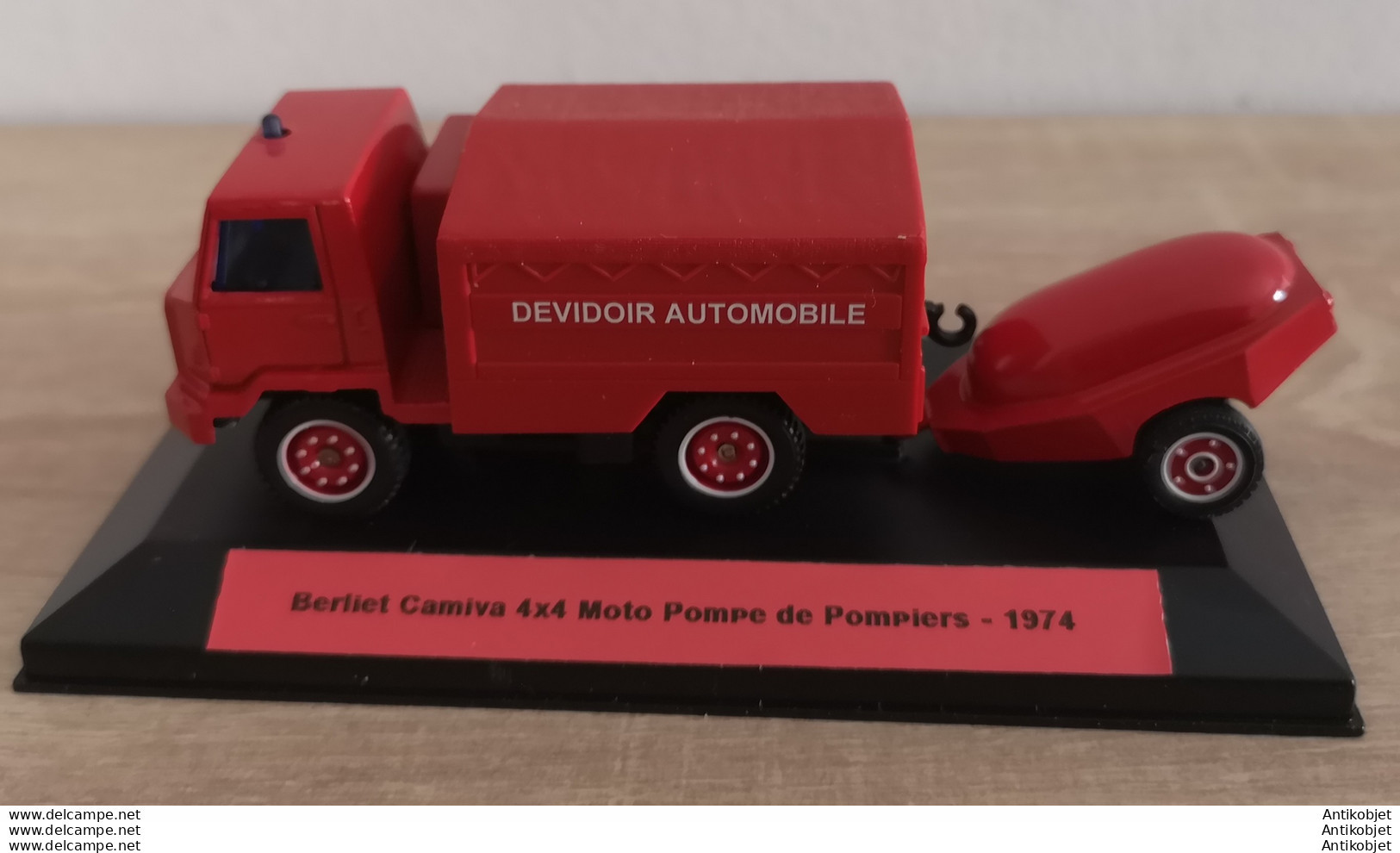 Renault Berliet 4x4 Moto Pompe De Pompiers 1974 - Norev