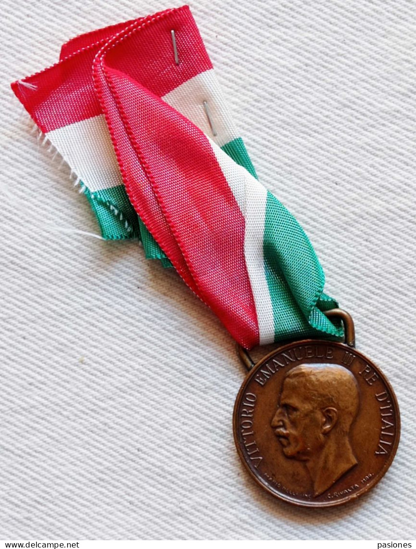 Medaglia Vittorio Emanuele III Unità D'Italia 1848-1918 - Monarchia/ Nobiltà
