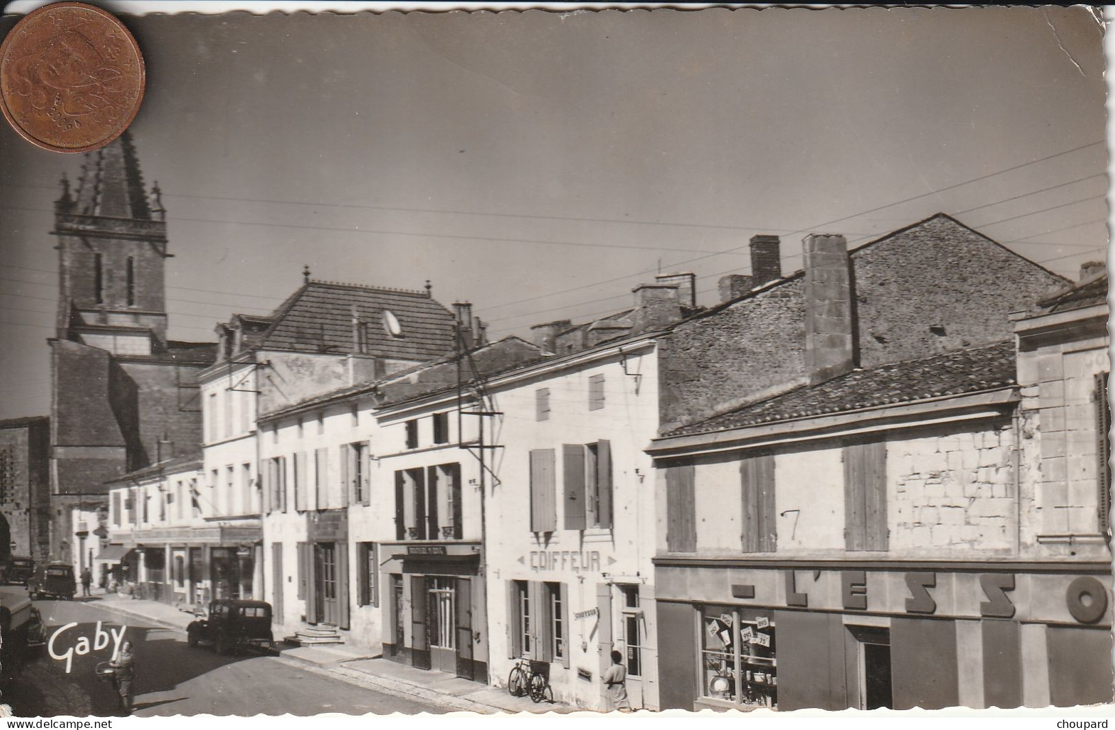 17 - Carte Postale Semi Moderne De PONT L'ABBE D'ARNOULT   Rue Du Marché - Pont-l'Abbé-d'Arnoult