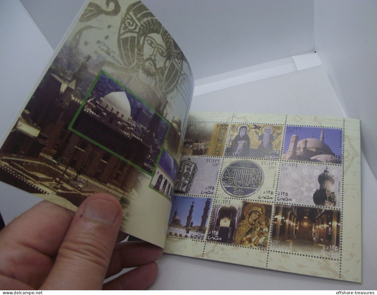 Egypt Treasures Full Booklet 2004 Incl 22 K Genuine Gold TUT Mask Stamp 10 POUND - Egypt Treasure EGYPTE