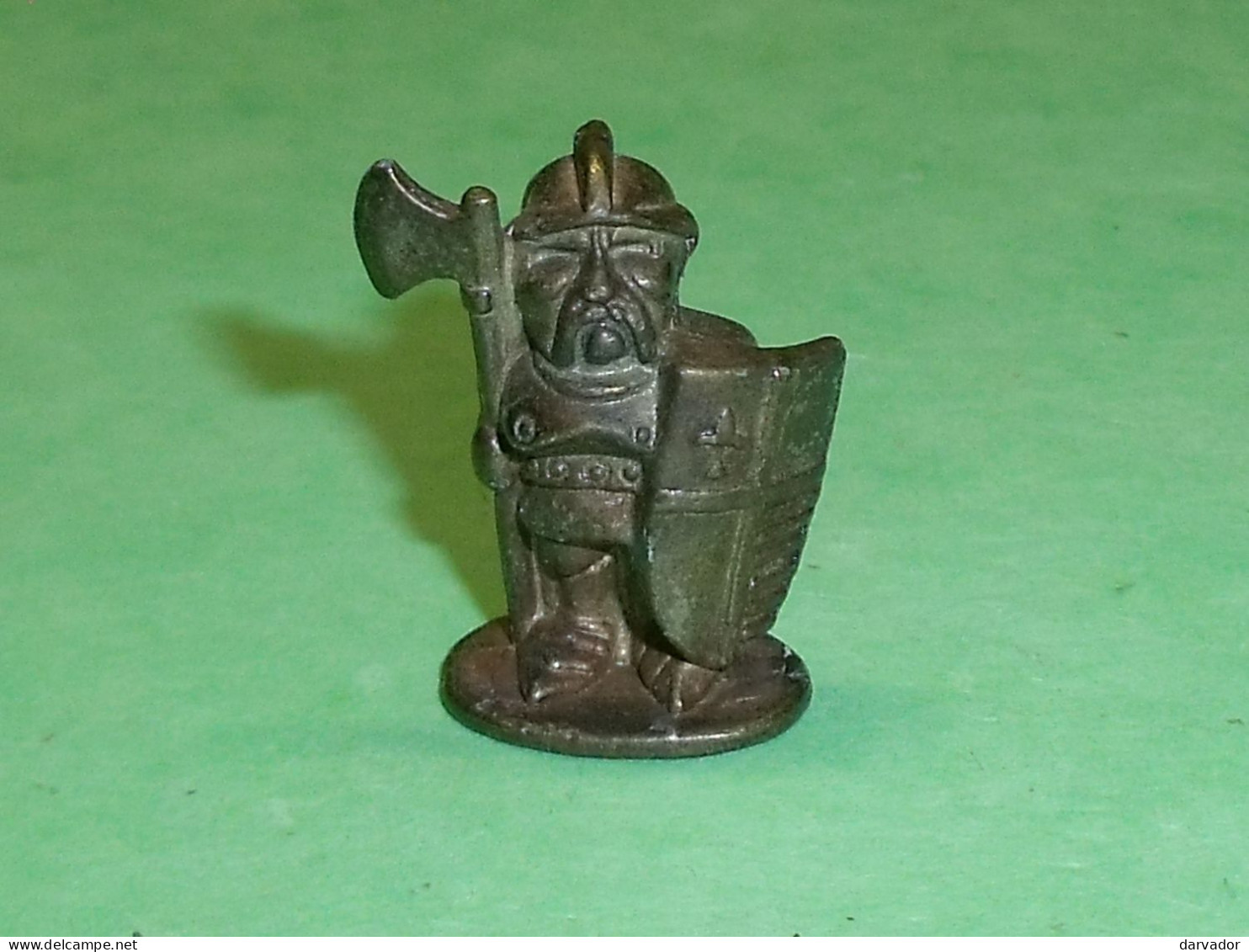 Kinder / Figurines En Métal : Soldat 1                                  TB116D - Metallfiguren