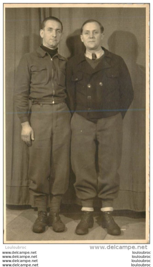 CARTE PHOTO 1943 AUTRICHE EISENERZ PRISONNIERS DE GUERRE VOIR LES DEUX SCANS - Weltkrieg 1939-45