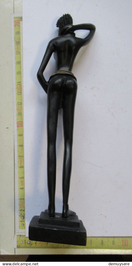 LADE 15 - STATUE DE FEMME EN BOIS - HOUTEN VROUW BEELD - 20 CM - African Art