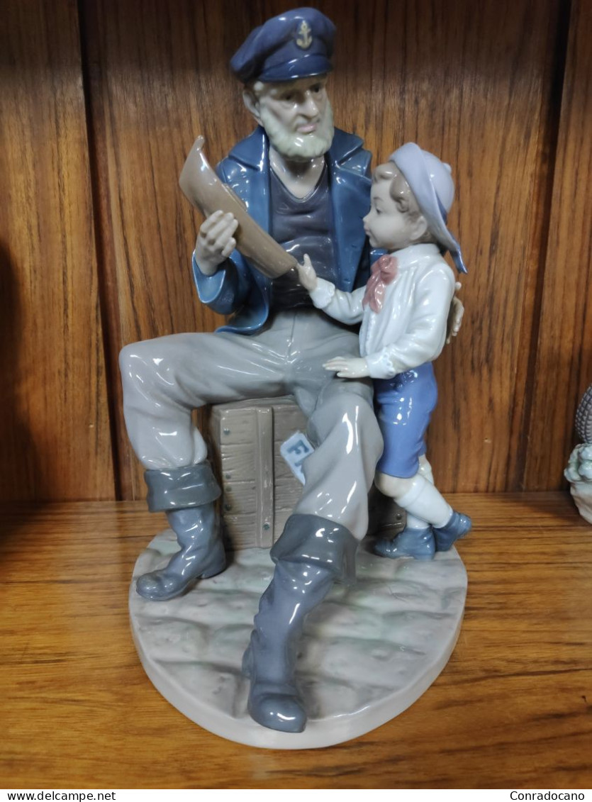 01005207 VIEJO MARINO Y SU NIETO. FIGURA PORCELANA LLADRÓ DESCATALOGADA - Lladro (ESP)