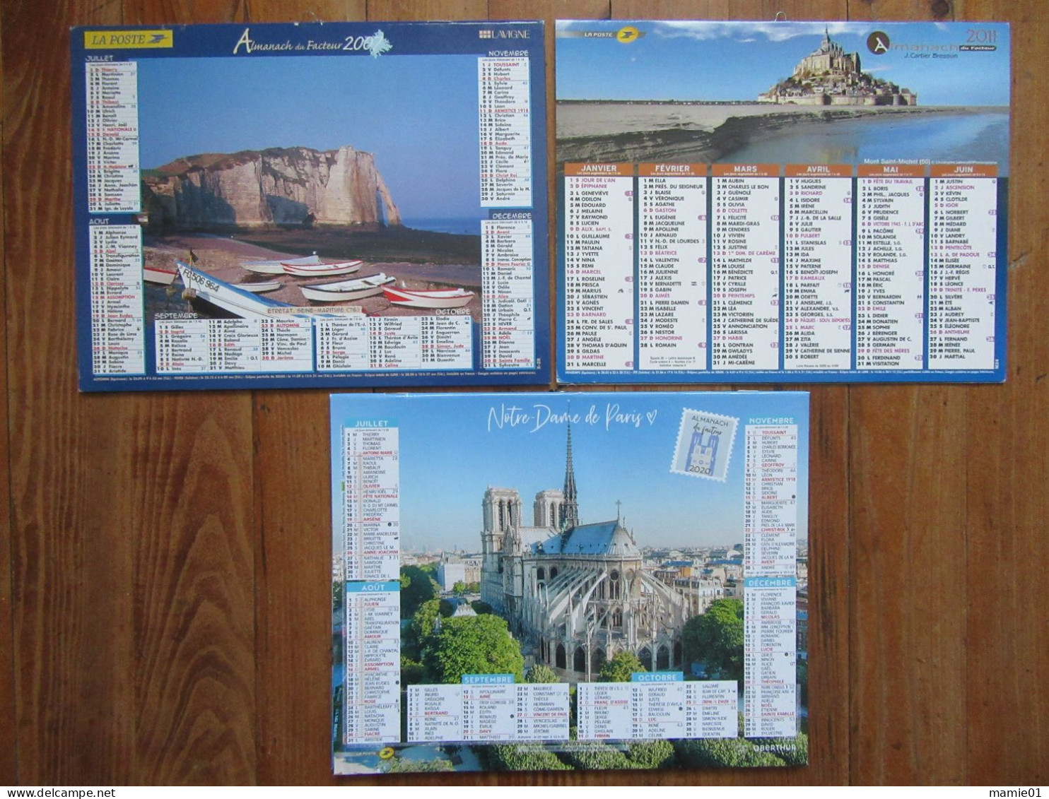 Lot De 3 Calendriers Des PTT   De L'Ain  Almanach Du Facteur     Notre Dame De Paris, Etretat, Mont Saint Michel - Grand Format : 2001-...