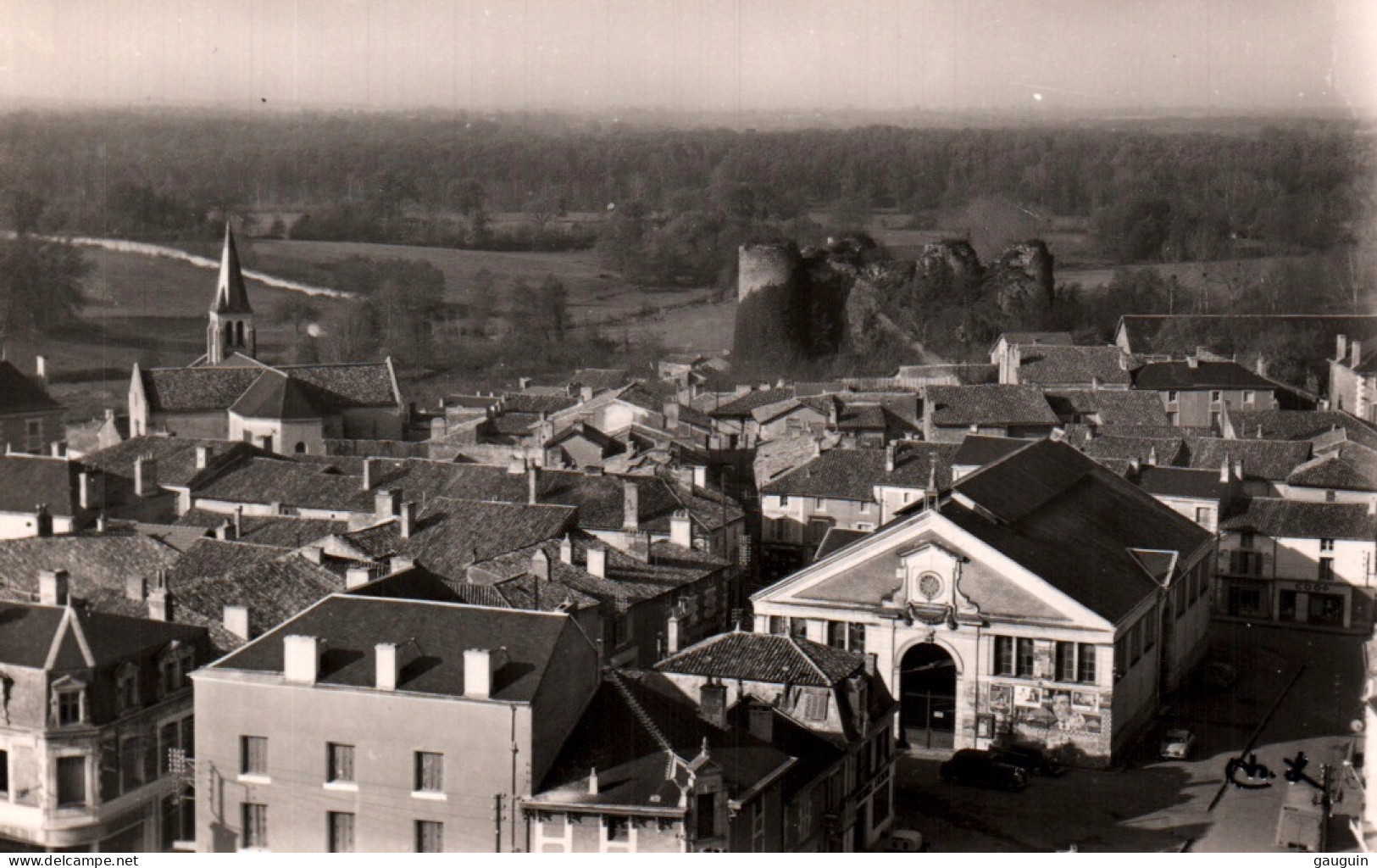 CPSM - GENÇAY - Vue Panoramique - Edition Ch.Levasseur (format 9x14) - Gencay