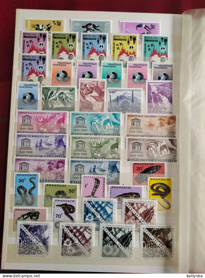 Rwanda - Collection de 1962 à 1990 - MNH (44 Photos)