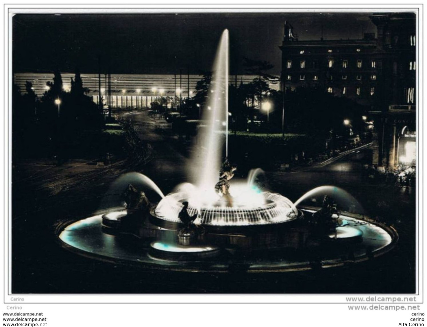 ROMA:   PIAZZA  E  STAZIONE  TERMINI  -  NOTTURNO  -  FOTO  -  FG - Stazione Termini