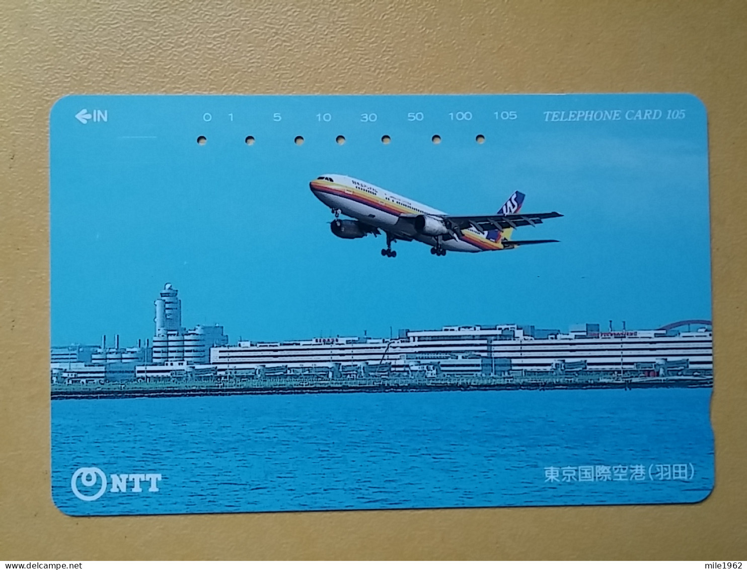 T-526 - JAPAN, Japon, Nipon, TELECARD, PHONECARD, AVION, PLANE, AVIO NTT 231-207 - Avions