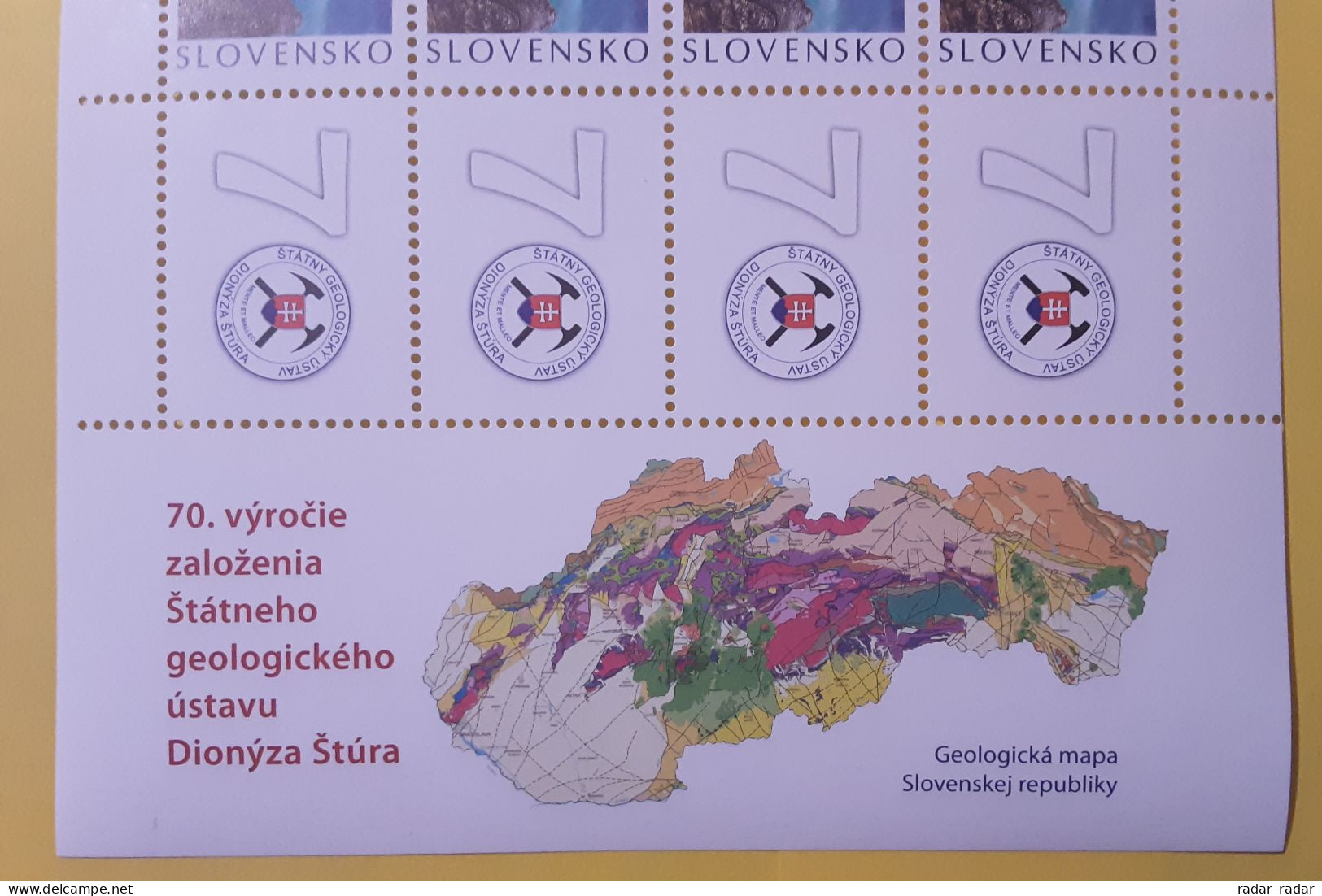 Slovakia Geological Map Of Slovakia And Topolcany Castle Kleinbogen 70th Anniversary Of State Geological Institute - Nuovi