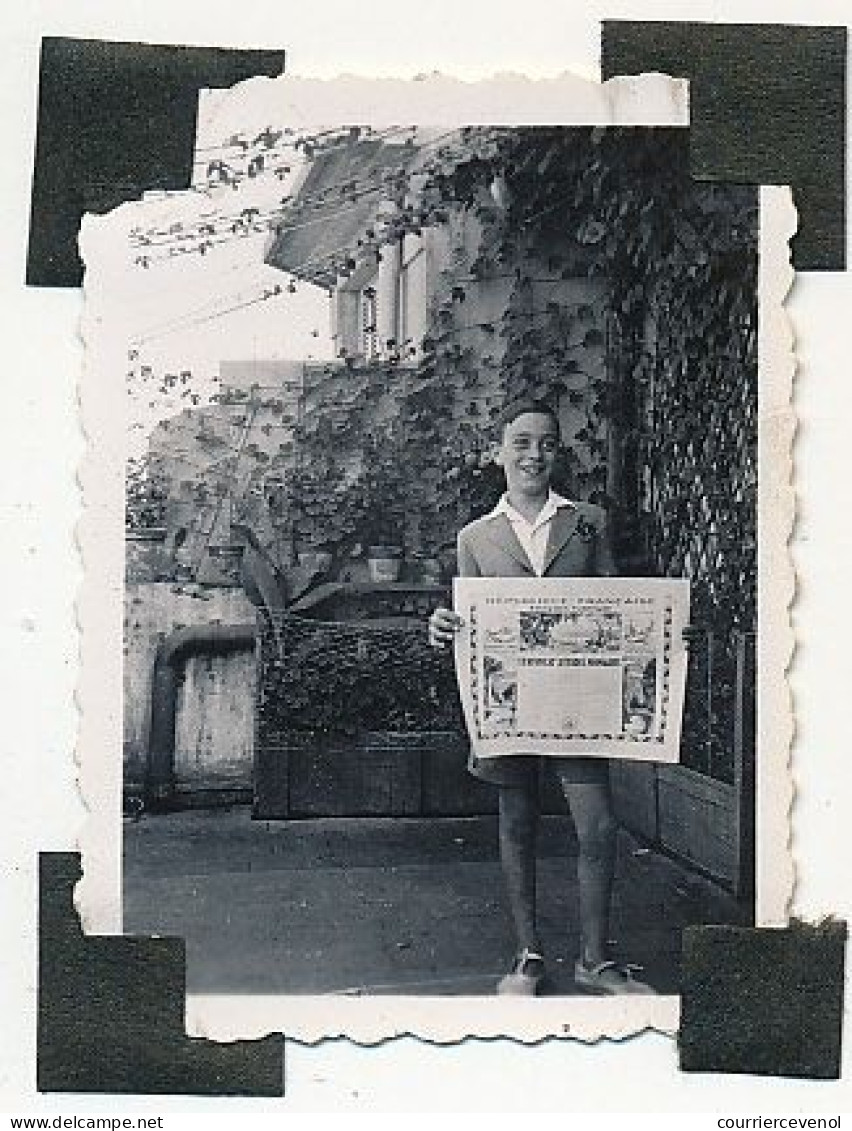 FRANCE - SCOUTISME - 6 Pages Recto Verso De Petites Photos Dont Une Quinzaine D'un Louveteau - 1936 - Padvinderij