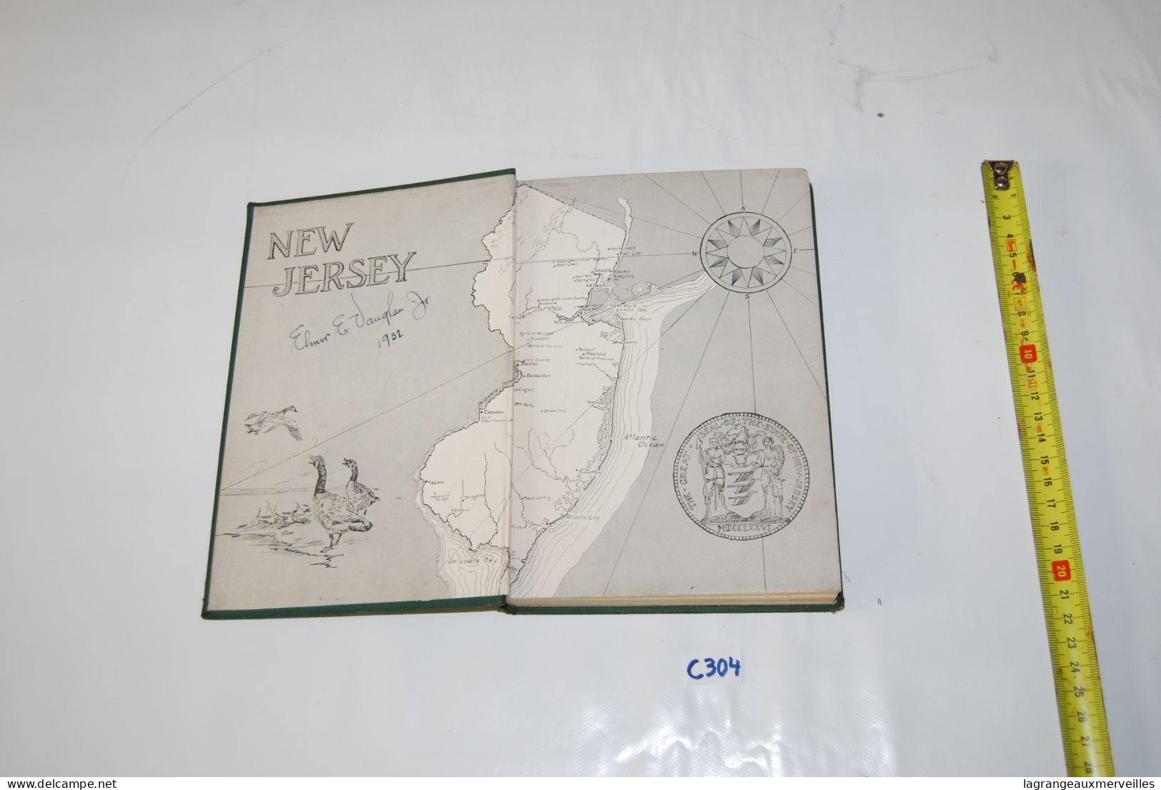 C304 Livre - New Jersey - A Romantic Story For Young People - Walker Spadden - Rare Book - South America