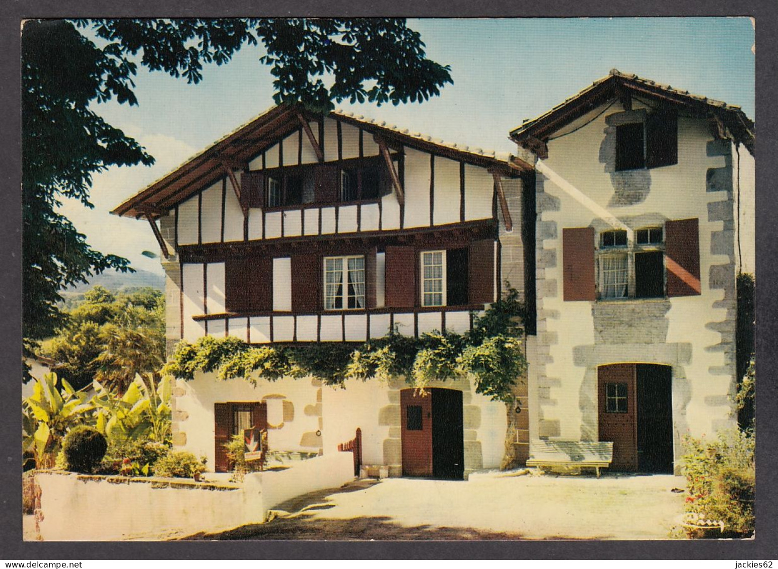 101809/ AINHOA, Maison Basque - Ainhoa