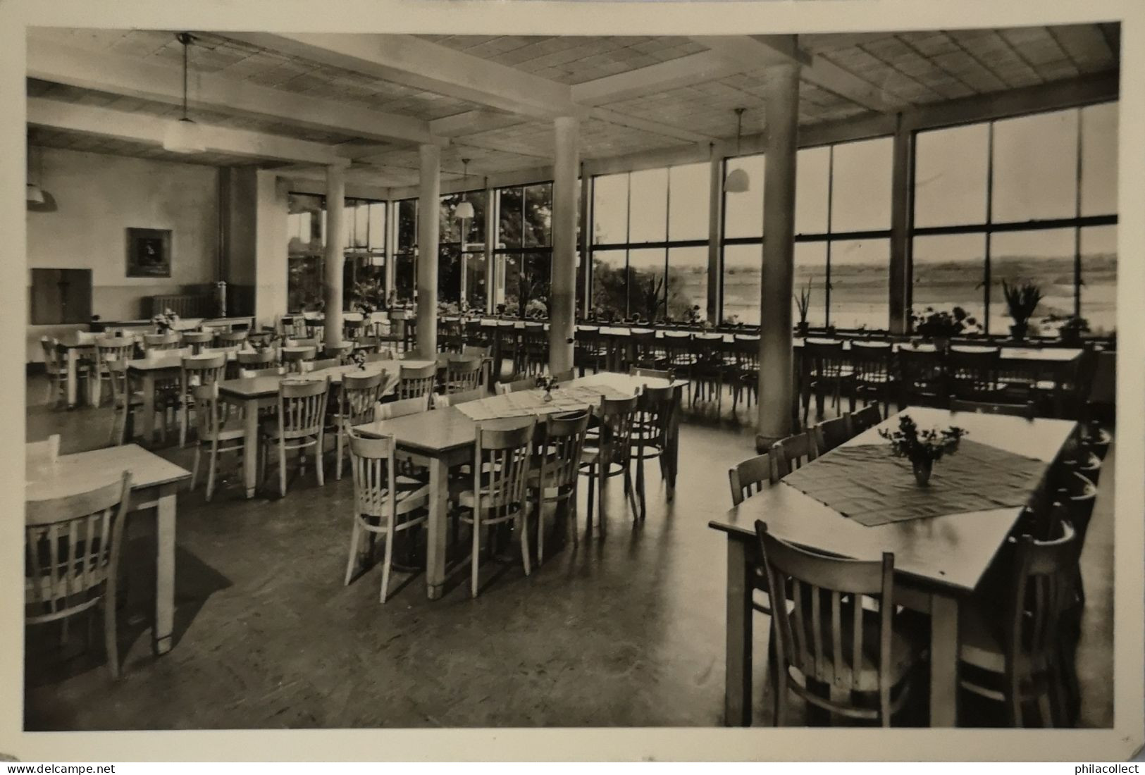 Arnhem // C. S. Oolgaardt Huis - Interieur Eetzaal 1959 - Arnhem