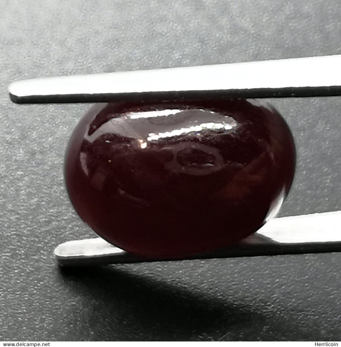 Rubis Traités (GF) De MADAGASCAR - Cabochon 6.45 Carats - Rubino