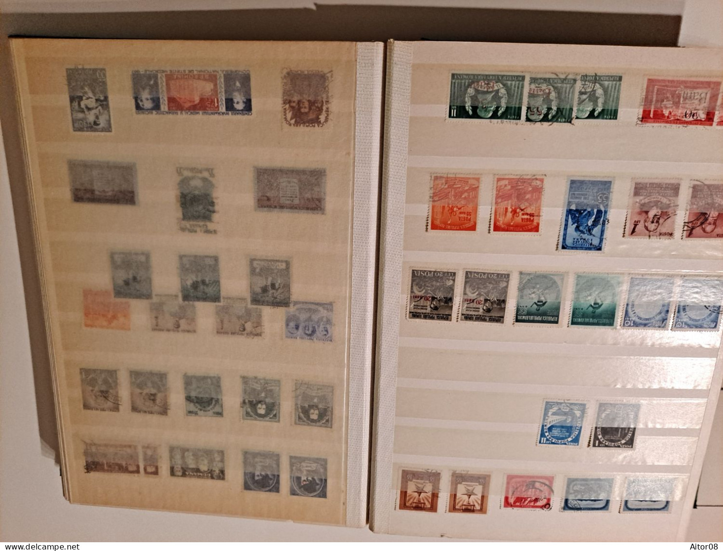 TRES BELLE COLLECTION TIMBRES  ROUMANIE NEUFS ET OBLITERES ANNEES  1930/80..COTE ENORME