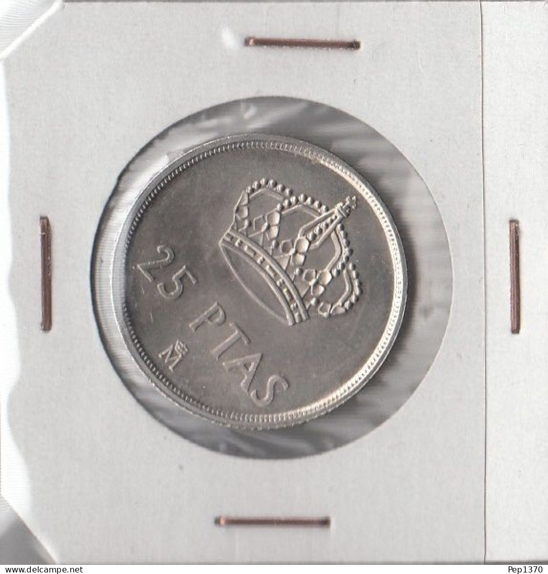 MONEDA DE 25 PESETAS DE 1982 M^ - SIN CIRCULAR - 25 Pesetas