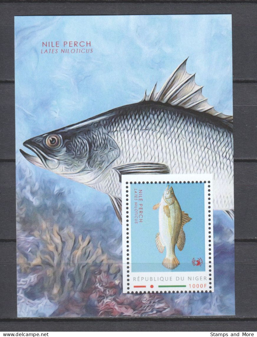 Nigeria- MNH Sheet FISH - NILE PERCH - Girafes