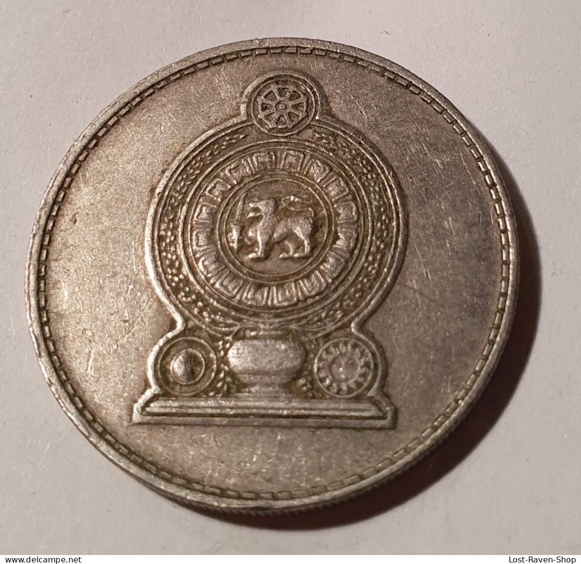 One Rupee - 1982 - Sri Lanka